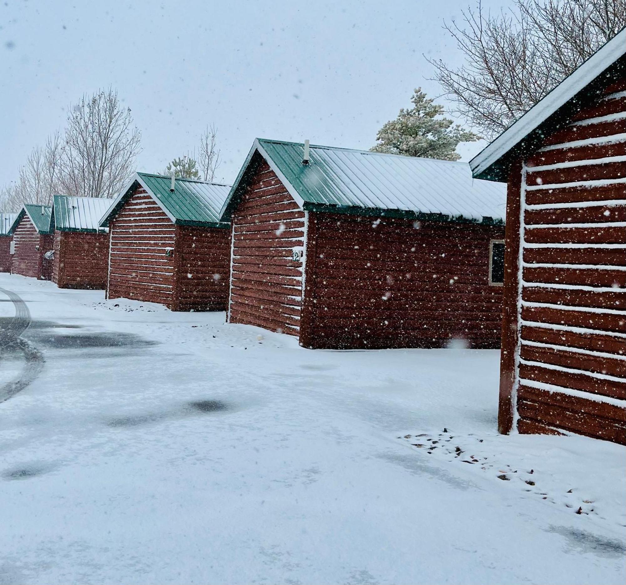 Badlands Frontier Cabins Уол Екстериор снимка