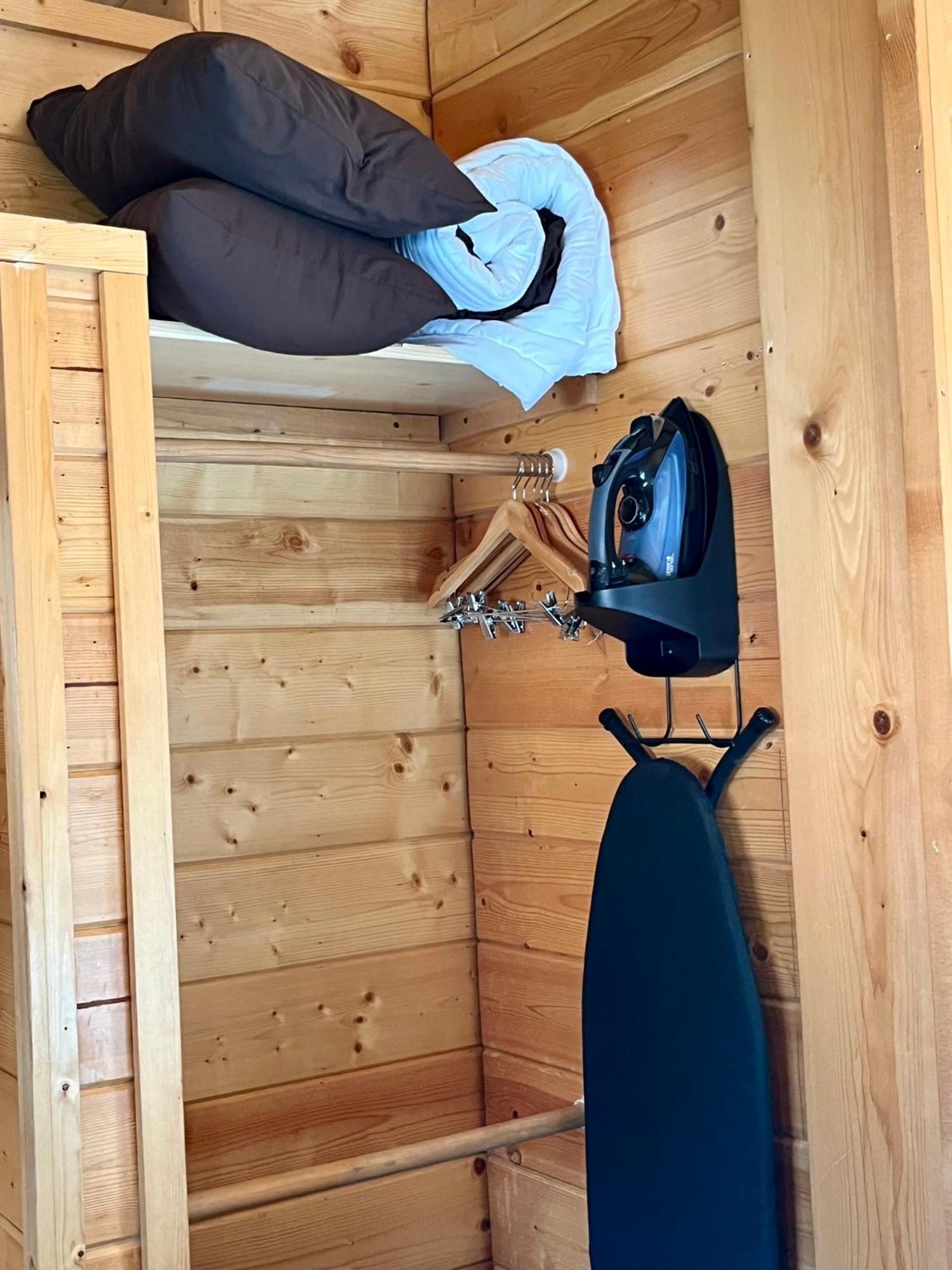 Badlands Frontier Cabins Уол Екстериор снимка